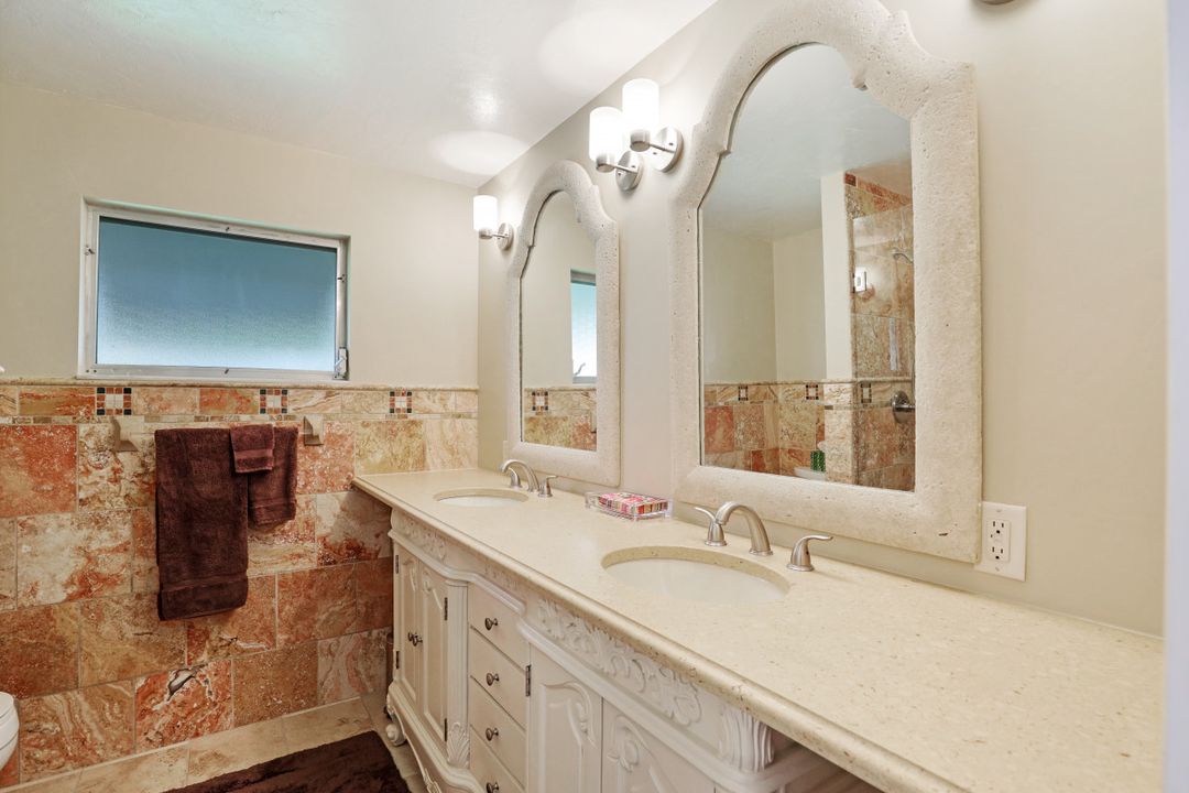 4929 SW 3rd Ave, Cape Coral, FL 33914