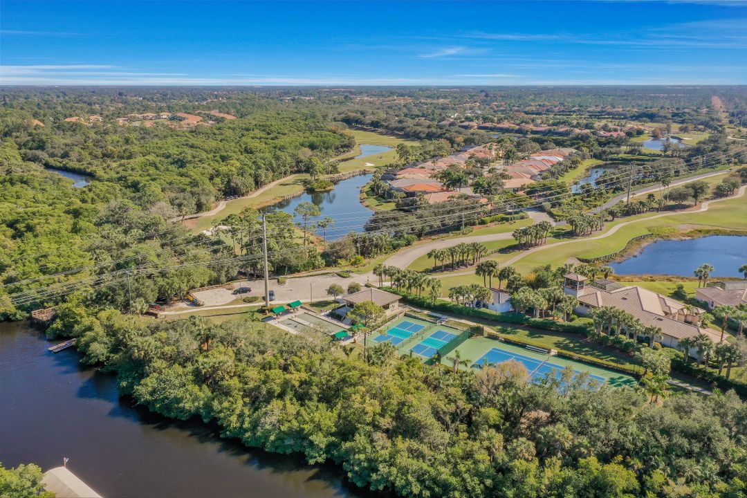 18600 Cypress Haven Dr, Fort Myers, FL 33908