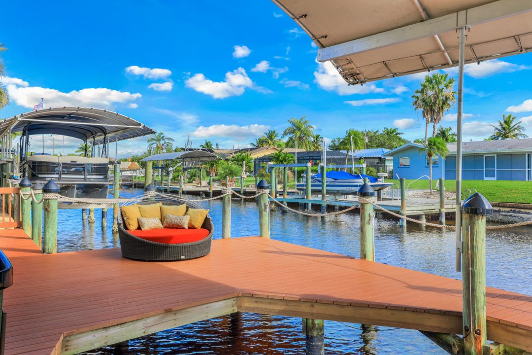 4907 Pelican Blvd, Cape Coral, FL 33914