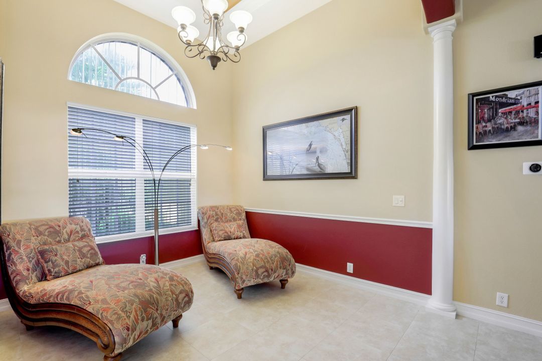 5267 Tiffany Ct, Cape Coral, FL 33904