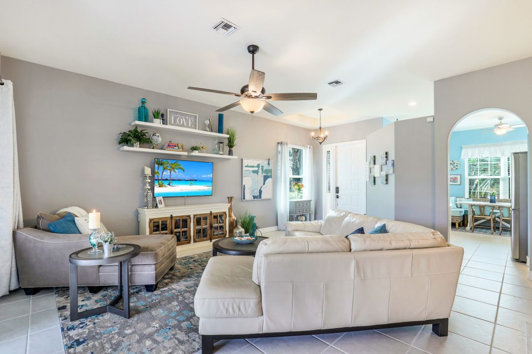 10967 Callaway Greens Ct, Fort Myers, FL 33913