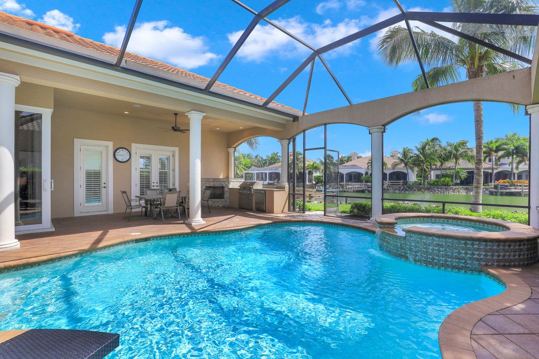 10610 Via Milano Dr, Miromar Lakes, FL 33913