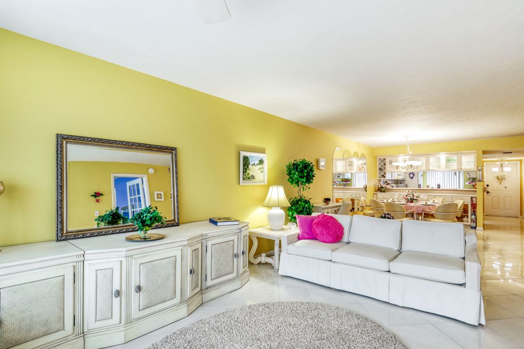 3631 Arctic Cir, Naples, FL 34112