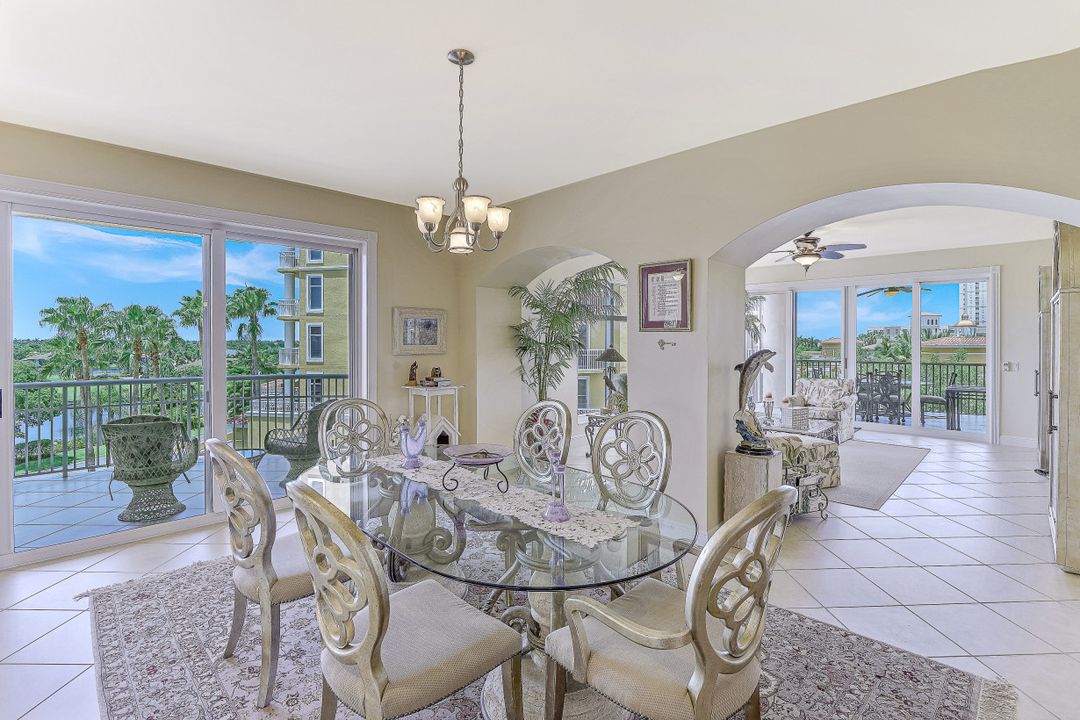 6081 Silver King Blvd #201, Cape Coral, FL 33914