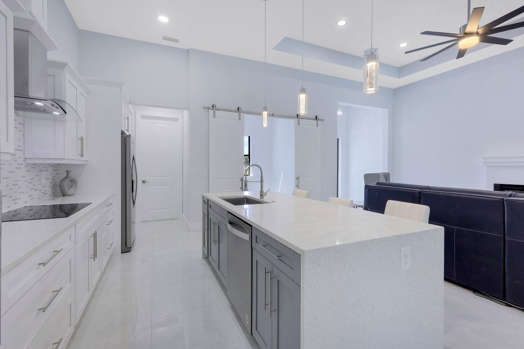 919 SW 34th St, Cape Coral, FL 33914