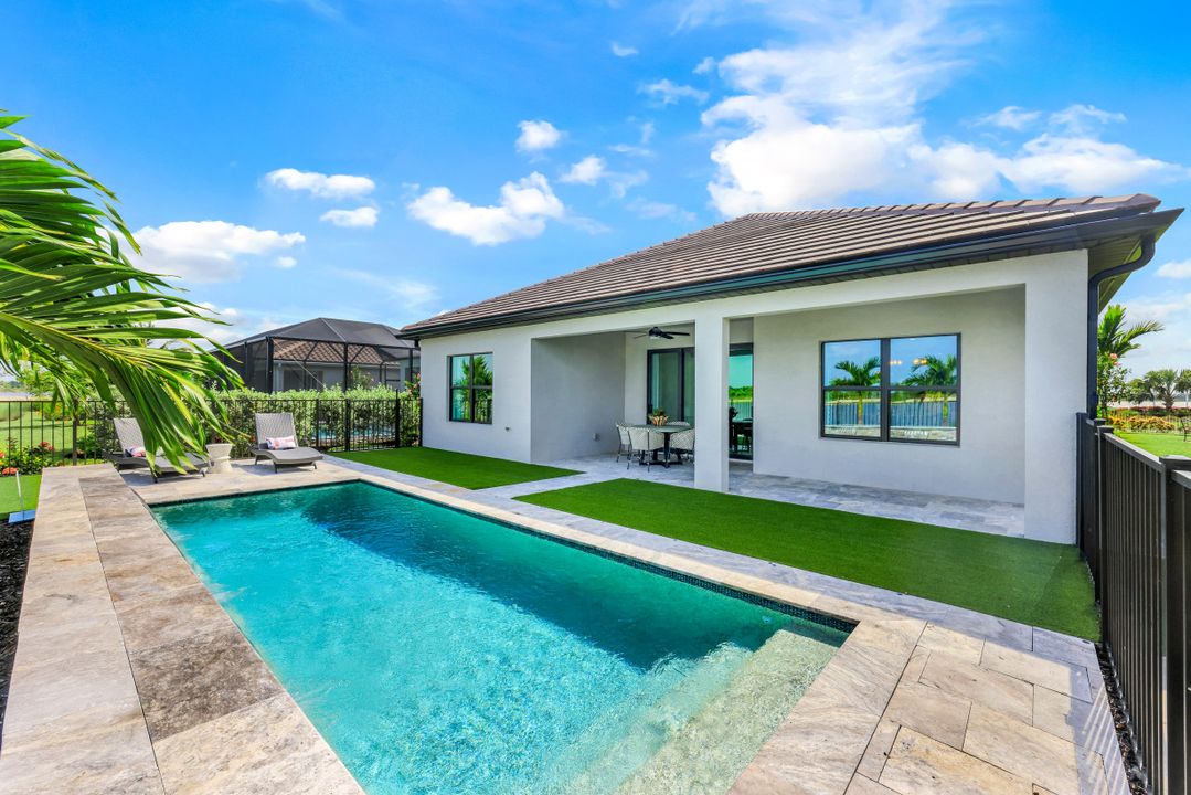 4056 SkySail Drive, Naples, FL 34120