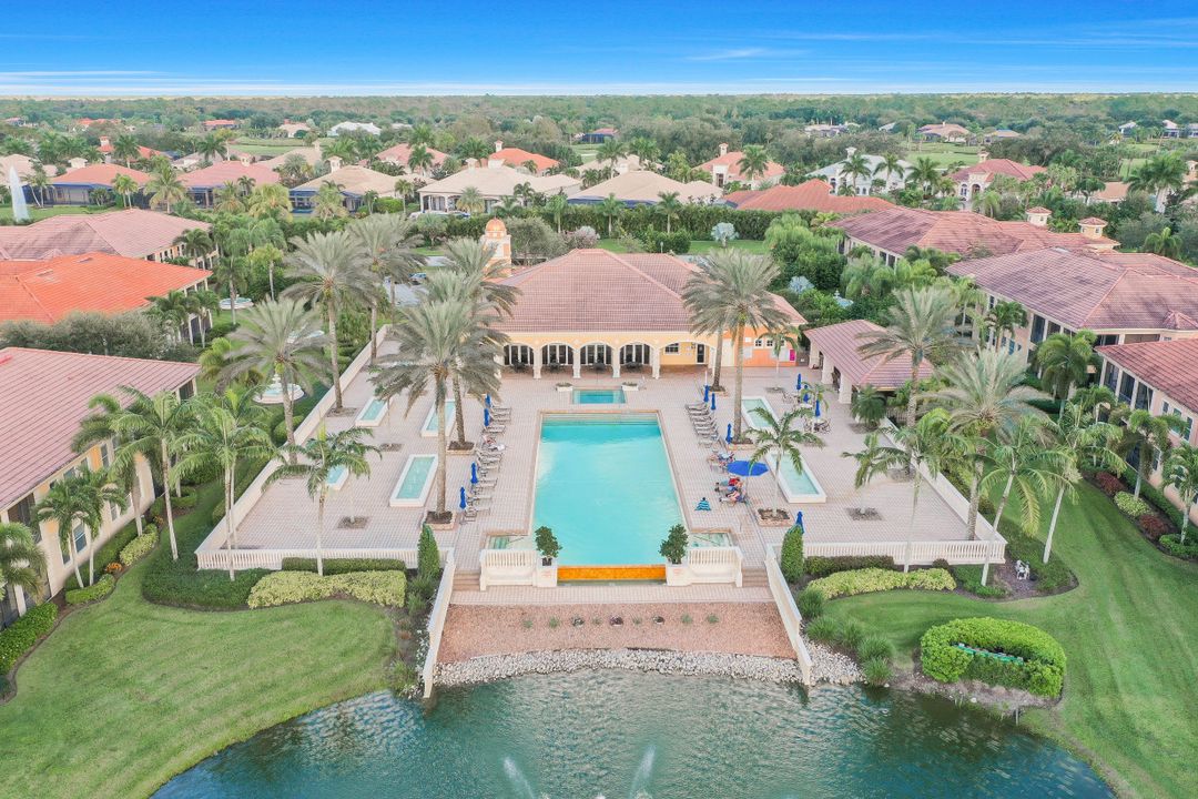 525 Avellino Isles Cir #33201, Naples, FL 34119