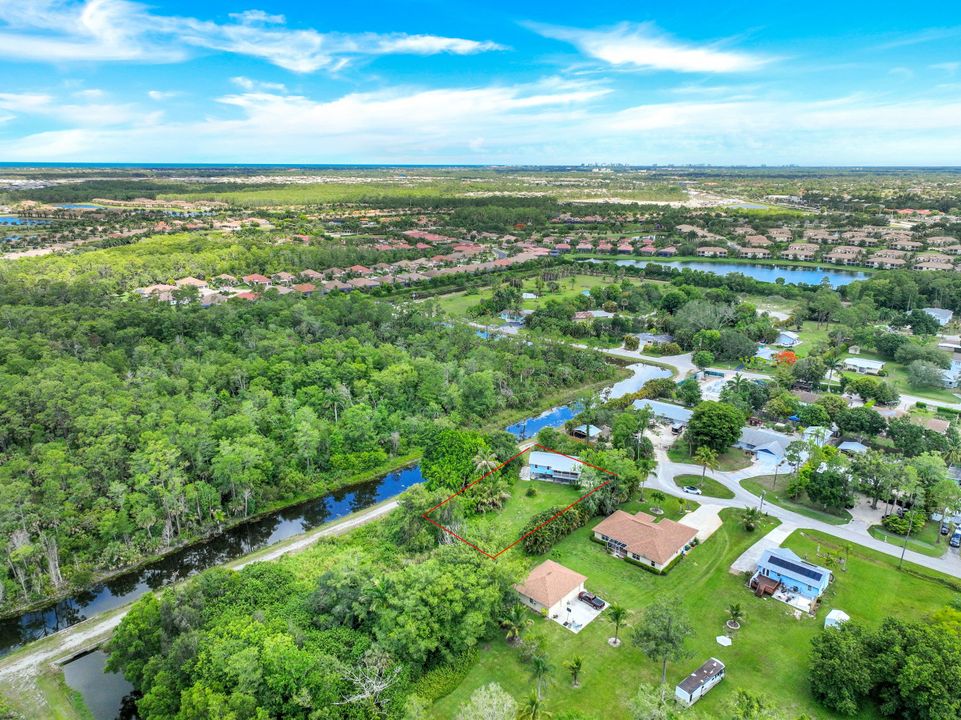 5202 Cypress Ln, Naples, FL 34113