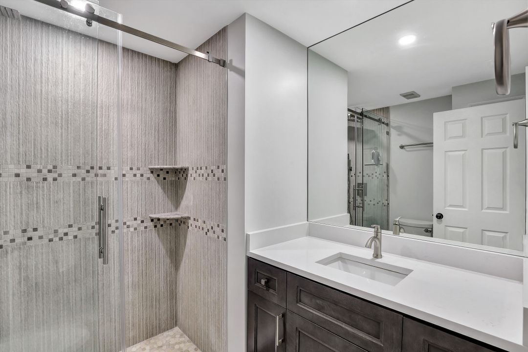 9700 Gulf Shore Dr #202, Naples, FL 34108