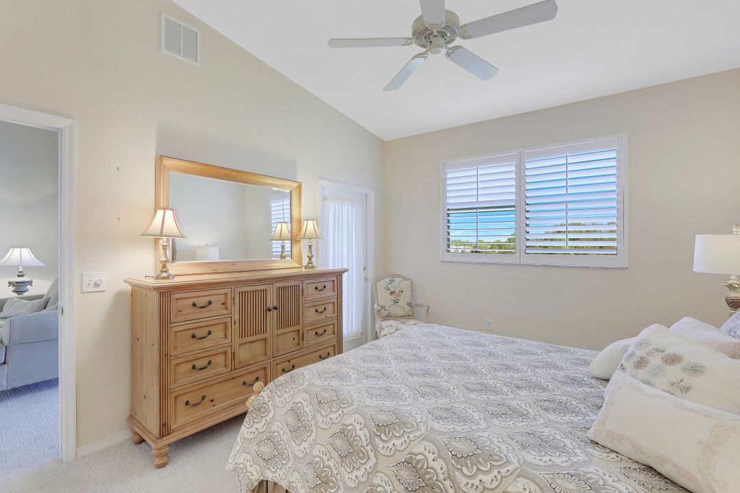 6828 Sterling Greens Dr #4402, Naples, FL 34104