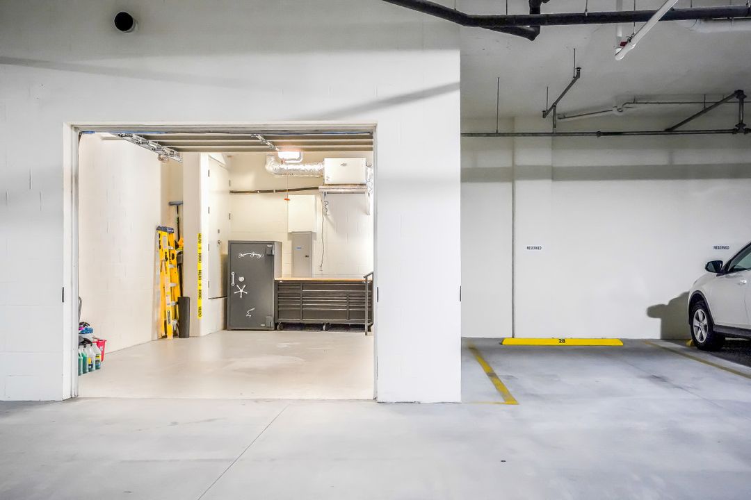 1035 3rd Ave S #105, Naples, FL 34102