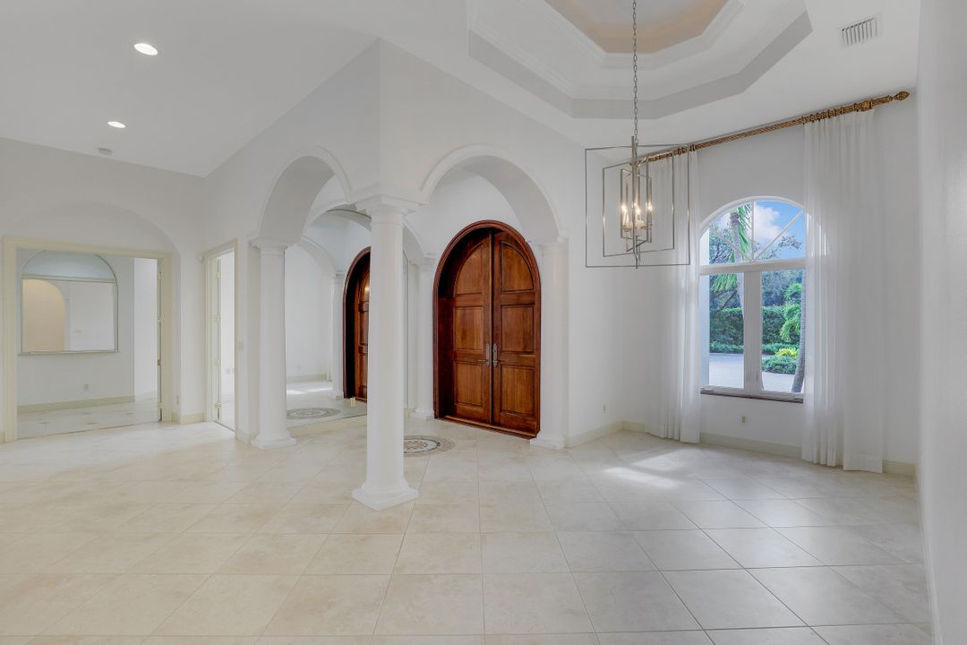 18561 Verona Lago Dr, Miromar Lakes, FL 33913