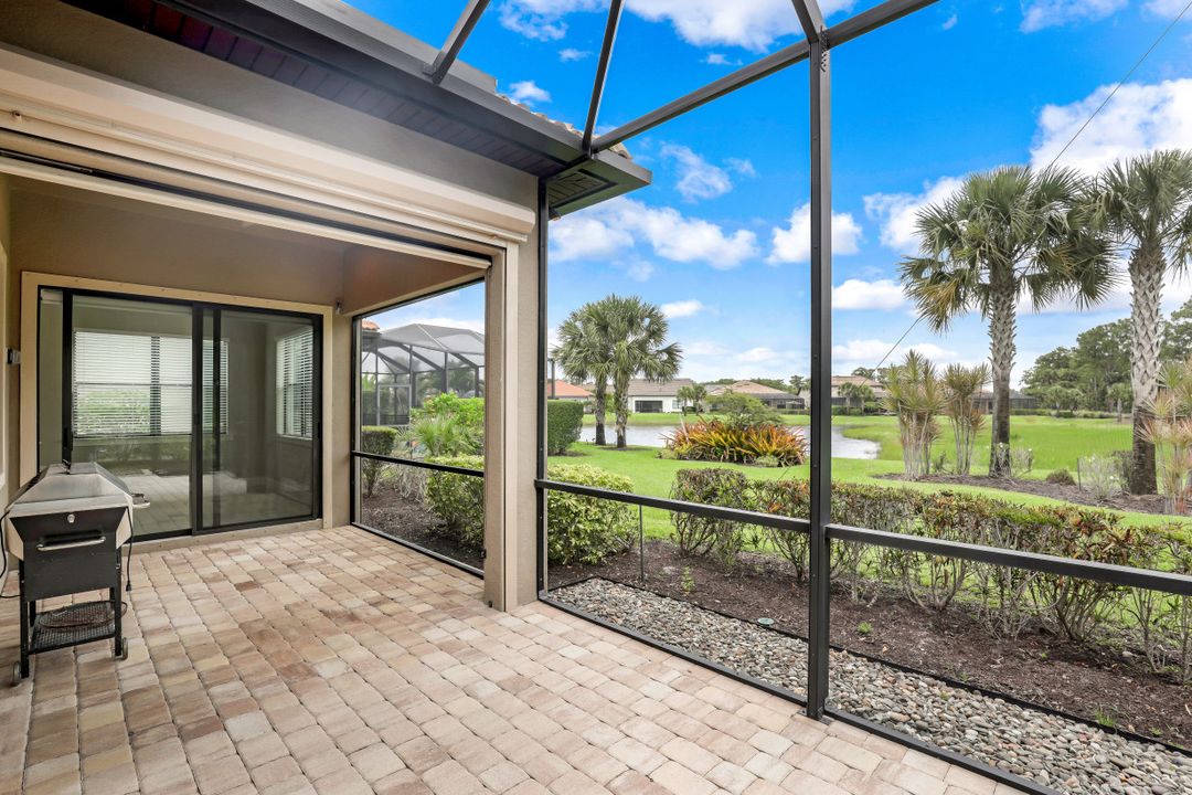 9419 Whooping Crane Wy, Naples, FL 34120