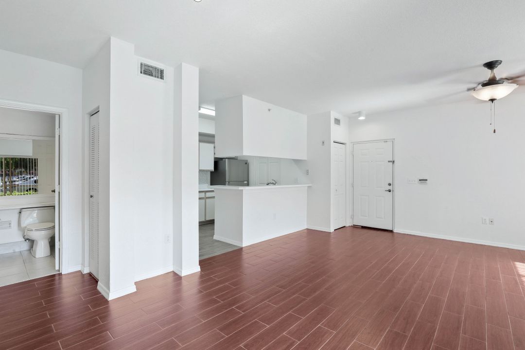 6481 Aragon Way #104, Fort Myers, FL 33966