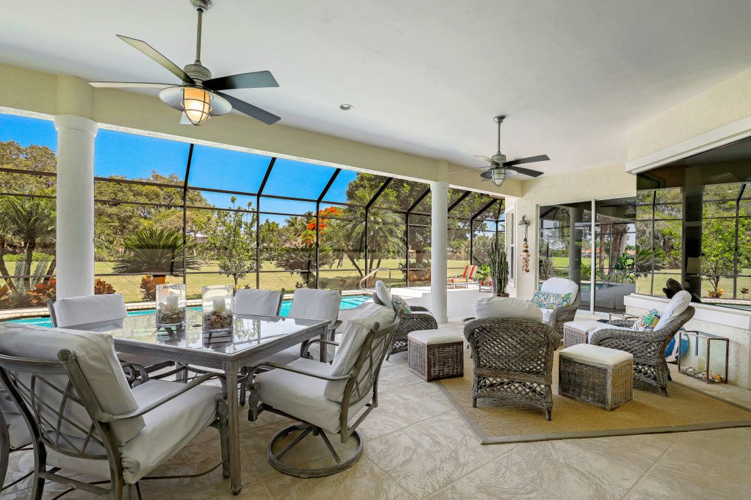 28416 Sombrero Dr, Bonita Springs, FL 34135