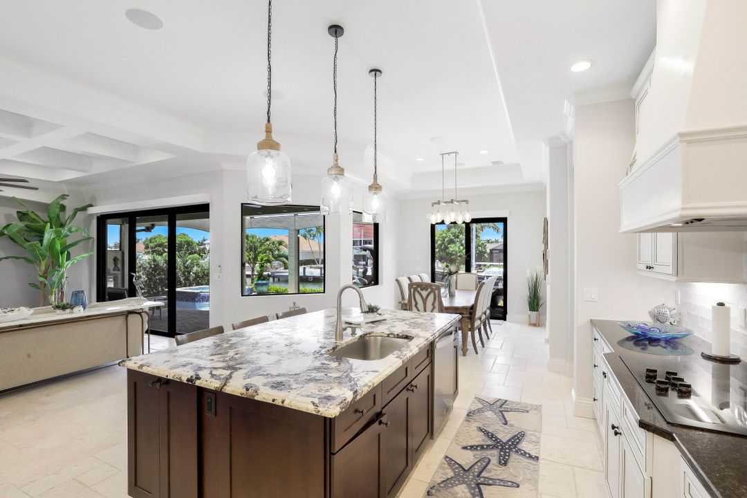 842 Elm Ct, Marco Island, FL 34145