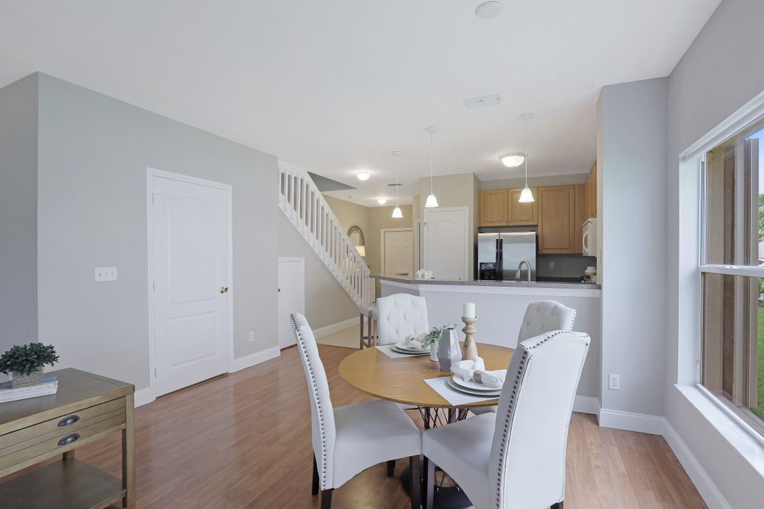 1380 Weeping Willow Ct, Cape Coral, FL 33909