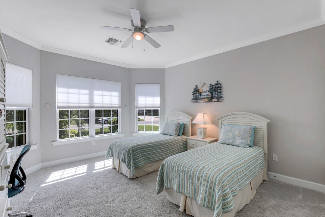 3227 Quilcene Ln, Naples, FL 34114