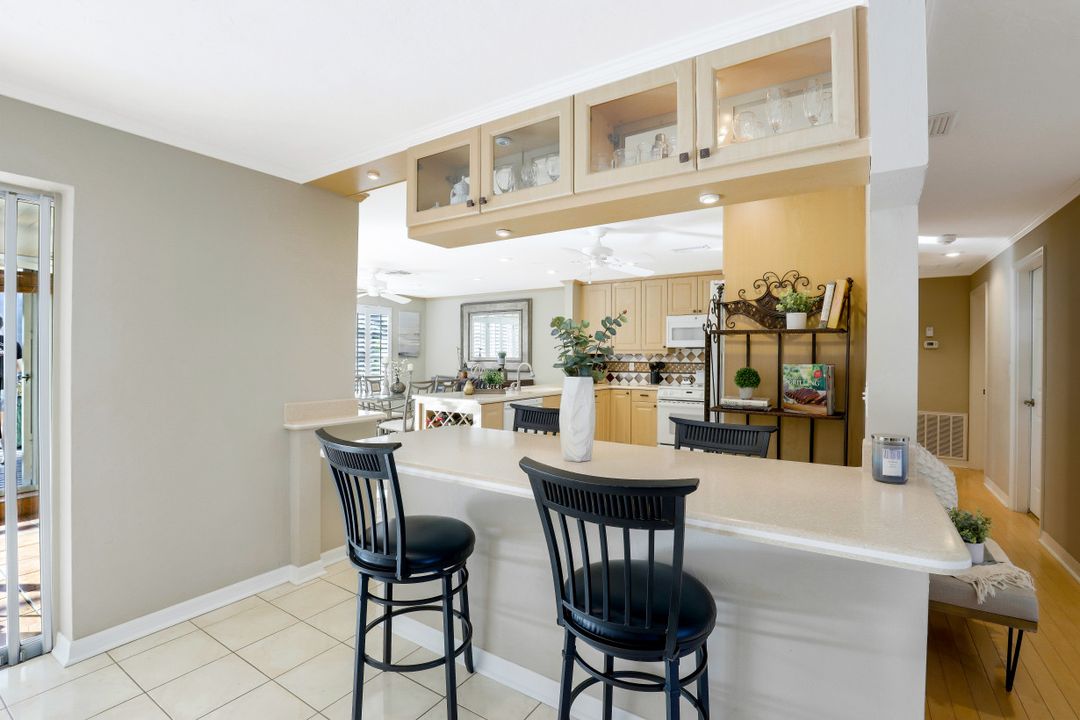 5230 Nautilus Dr, Cape Coral, FL 33904