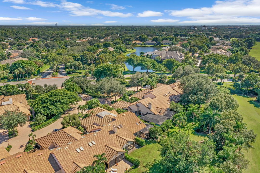 6627 Trident Way, Naples, FL 34108