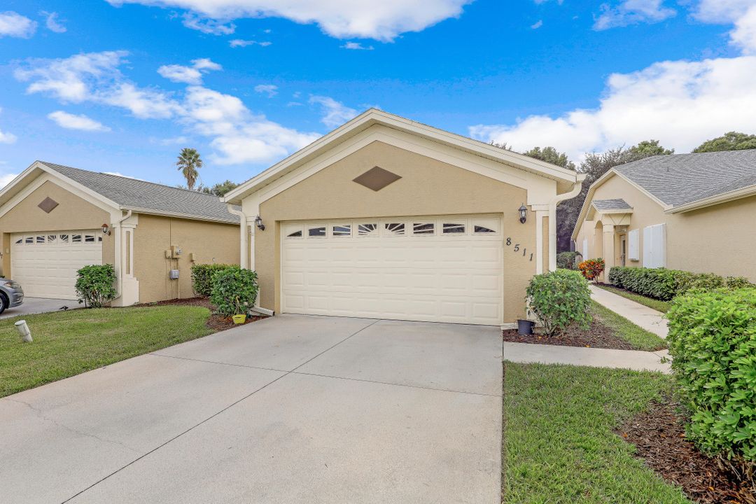 8511 Ibis Cove Cir, Naples, FL 34119