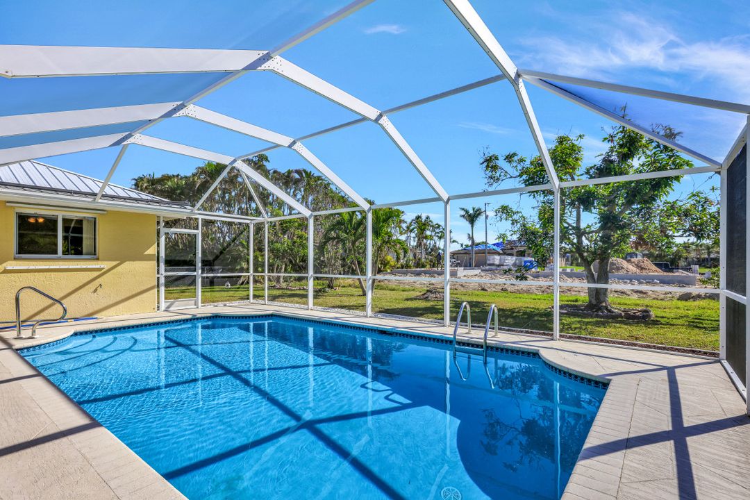 2218 SW 50th St, Cape Coral, FL 33914