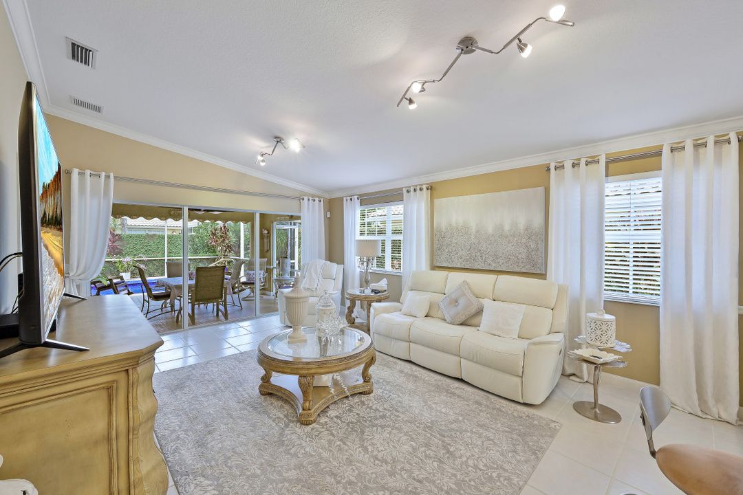 28020 Boccaccio Way, Bonita Springs, FL 34135