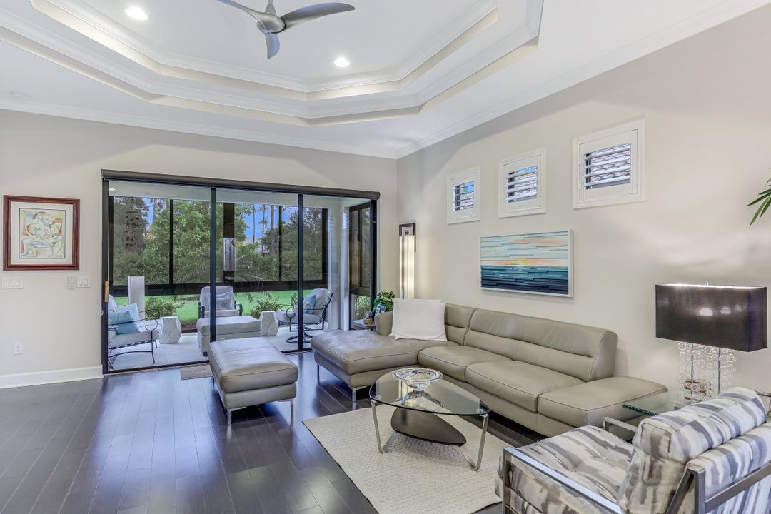 9167 Isla Bella Cir, Bonita Springs, FL 34135