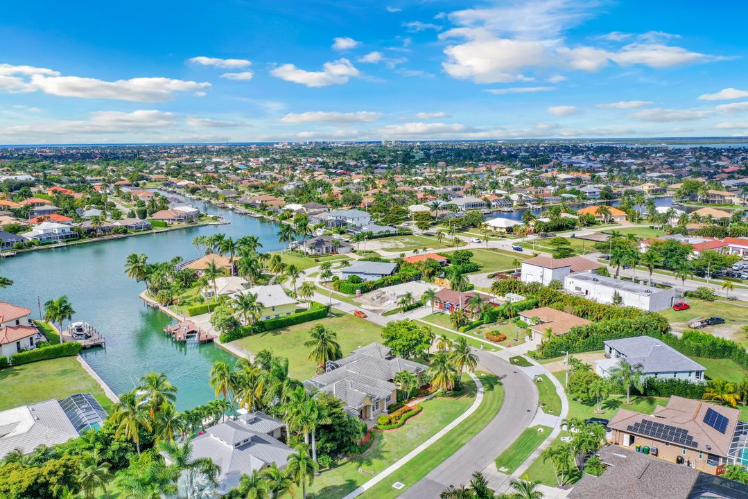 138 S Bahama Ave, Marco Island, FL 34145