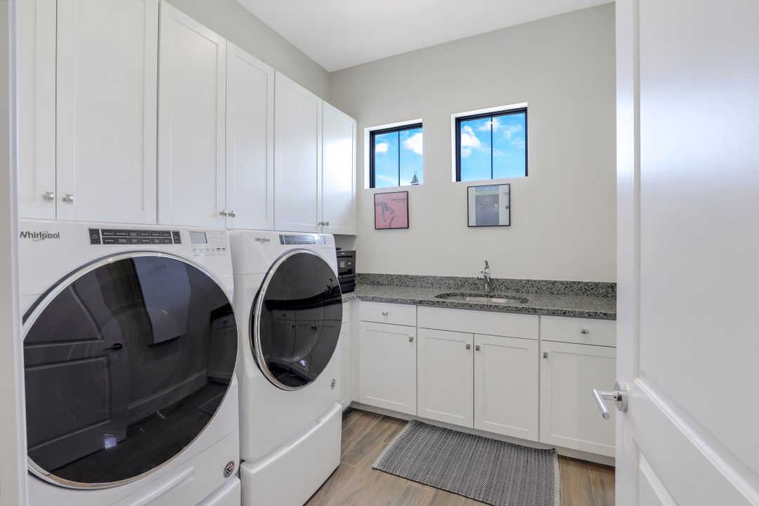 16340 Corsica Way #202, Naples, FL 34110