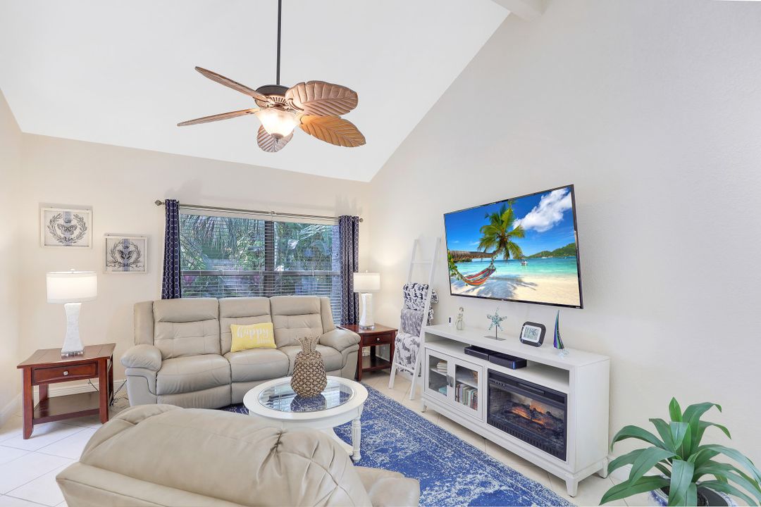 55 Emerald Woods Dr #C 11, Naples, FL 34108
