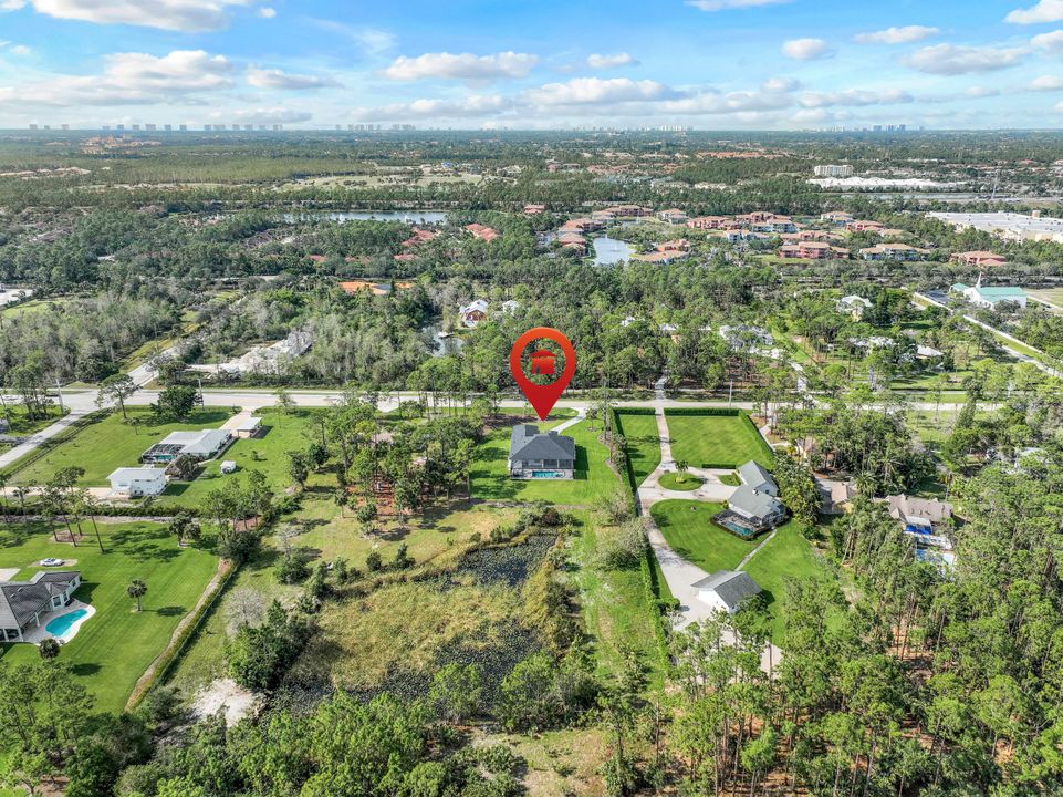 2088 Oakes Blvd, Naples, FL 34119