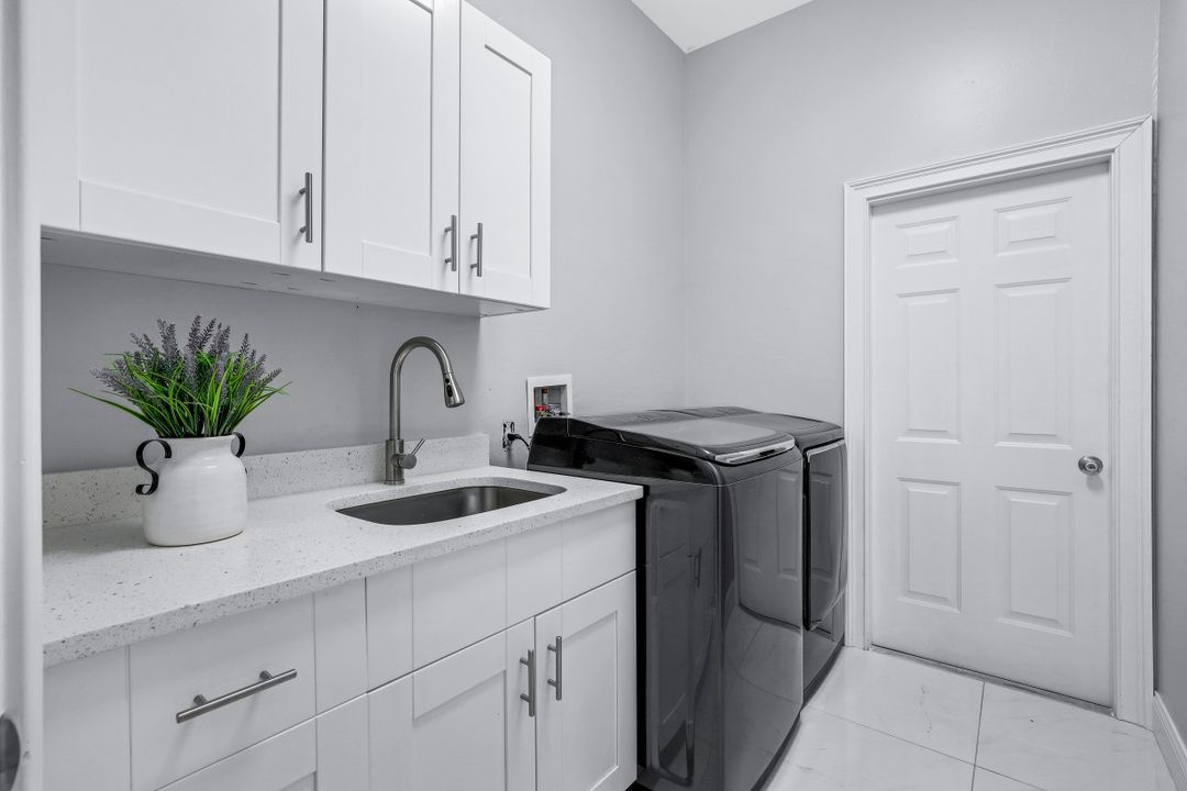 4560 22nd St NE, Naples, FL 34120