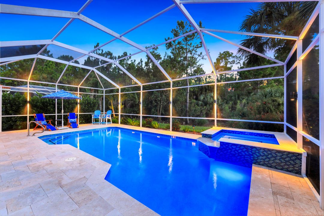 6117 Highwood Park Ln, Naples, FL 34110