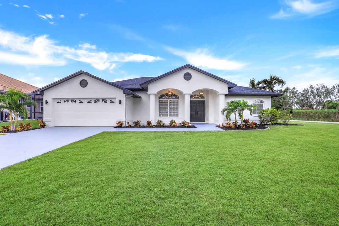 11602 Royal Tee Cir, Cape Coral, FL 33991