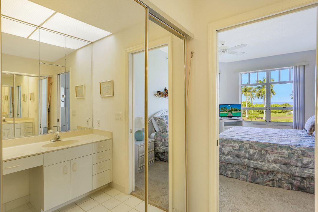 260 Barefoot Beach Blvd #204, Bonita Springs, FL 34134