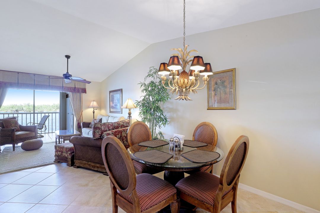 1045 Mainsail Dr #413, Naples, FL 34114