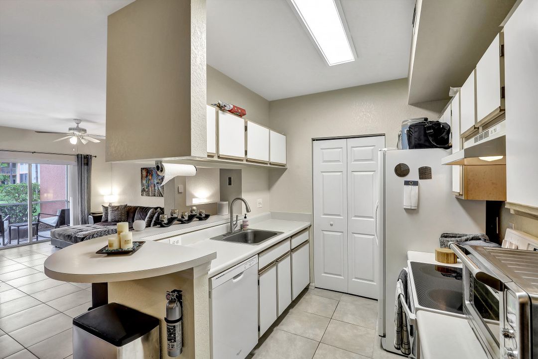 6330 Aragon Way #103, Fort Myers, FL 33966