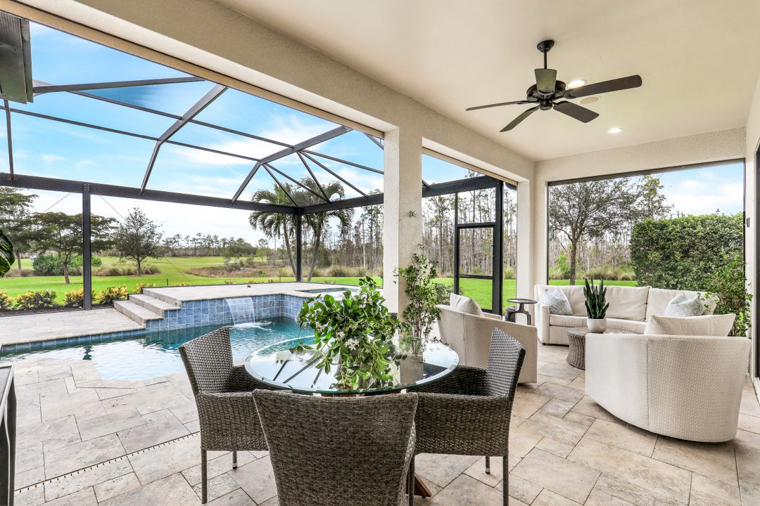 8815 Vaccaro Ct, Naples, FL 34119