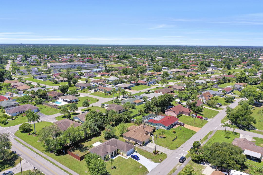 4416 27th Ct SW, Naples, FL 34116