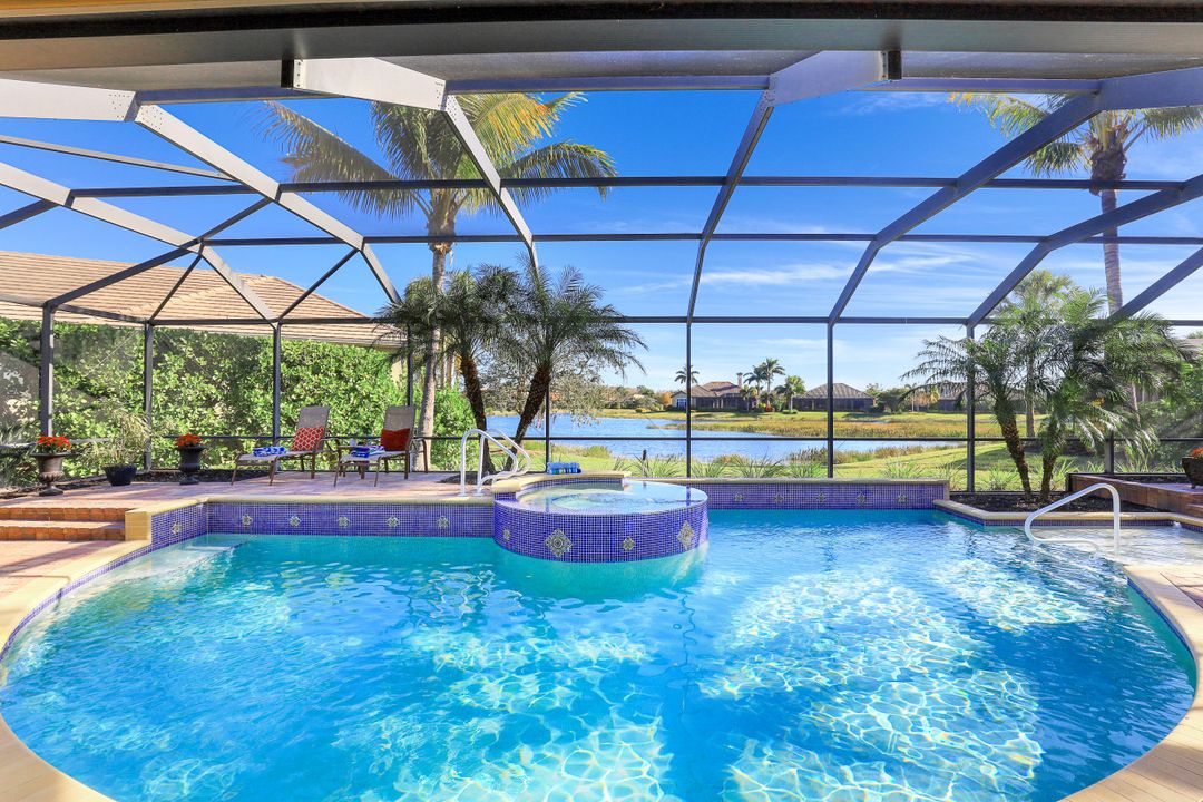 3740 Mossy Oak Dr, Fort Myers, FL 33905