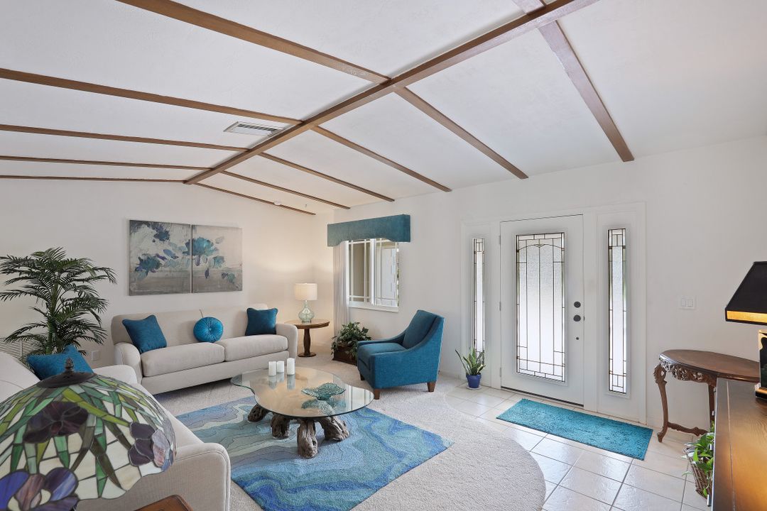 568 Nassau Rd, Marco Island, FL 34145