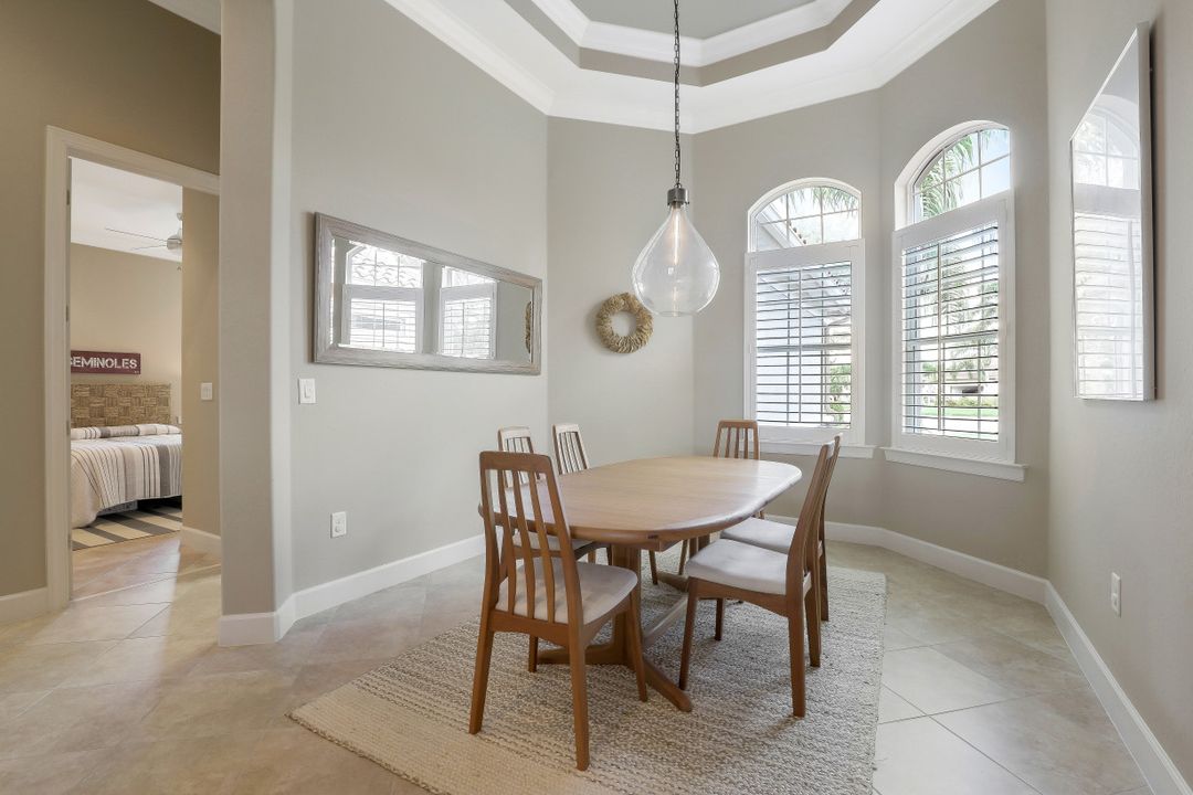 9424 Copper Rock Ct, Naples, FL 34120