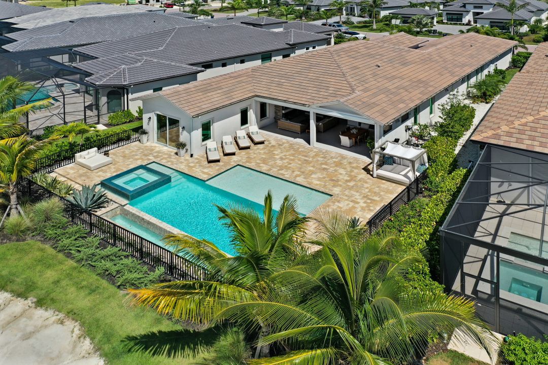 10530 Via Torino Way, Miromar Lakes, FL 33913