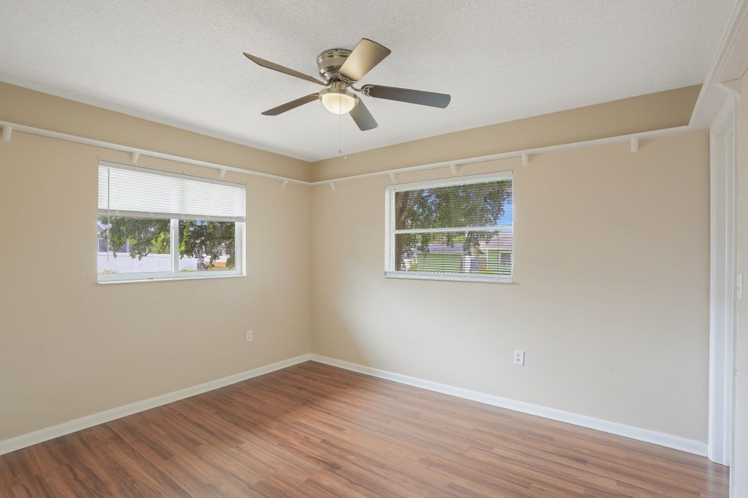 17384 Delaware Rd, Fort Myers, FL 33967