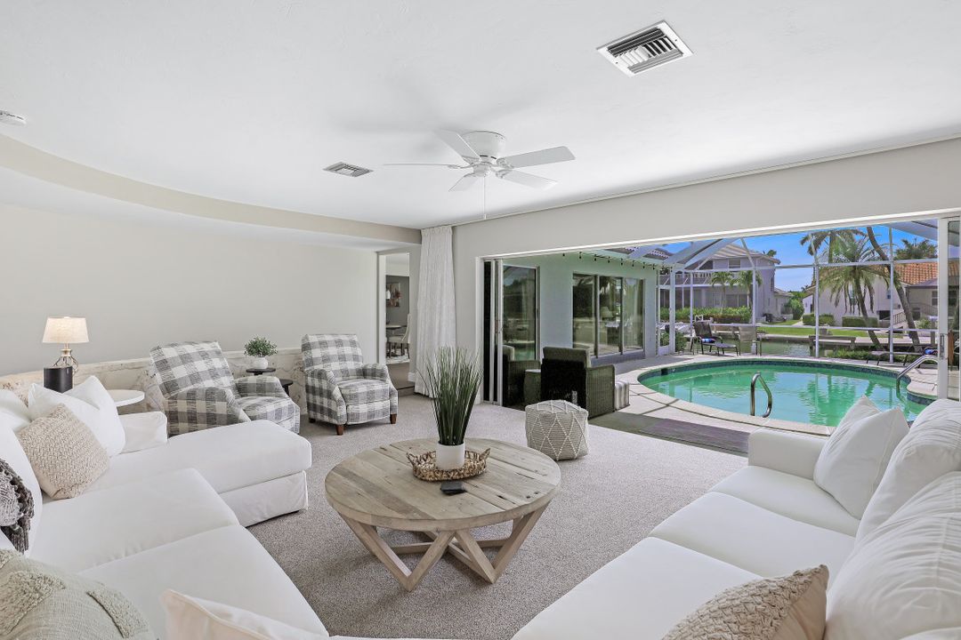 166 Hollyhock Ct, Marco Island, FL 34145