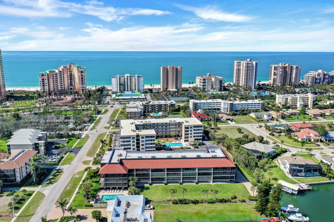 961 Swallow Ave #302, Marco Island, FL 34145