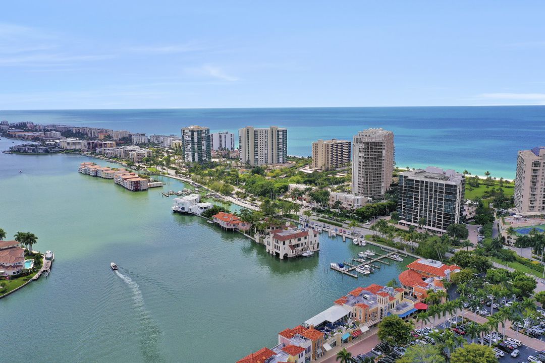 3150 Binnacle Dr #319, Naples, FL 34103