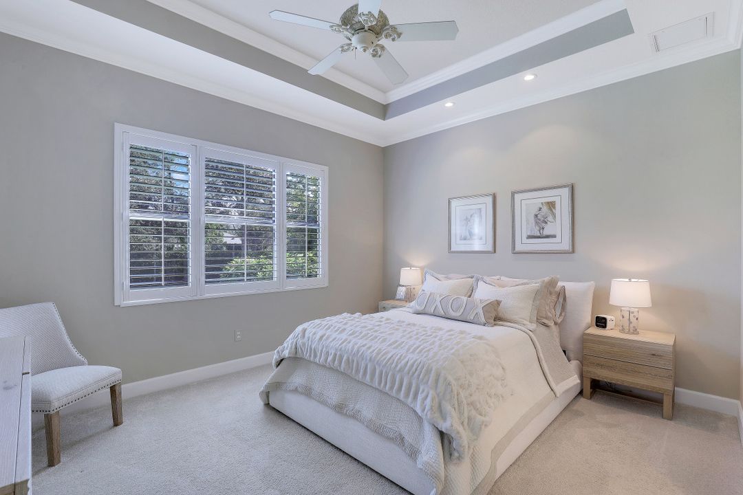 9169 Isla Bella Cir, Bonita Springs, FL 34135