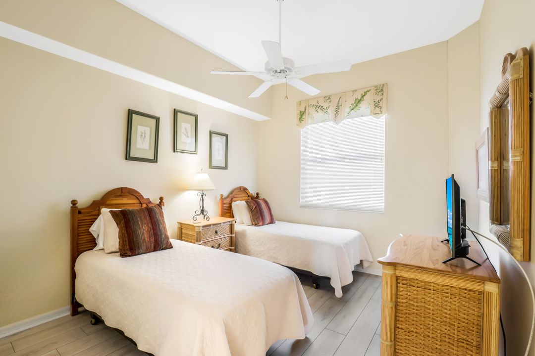 470 Launch Circle #603, Naples, FL 34108